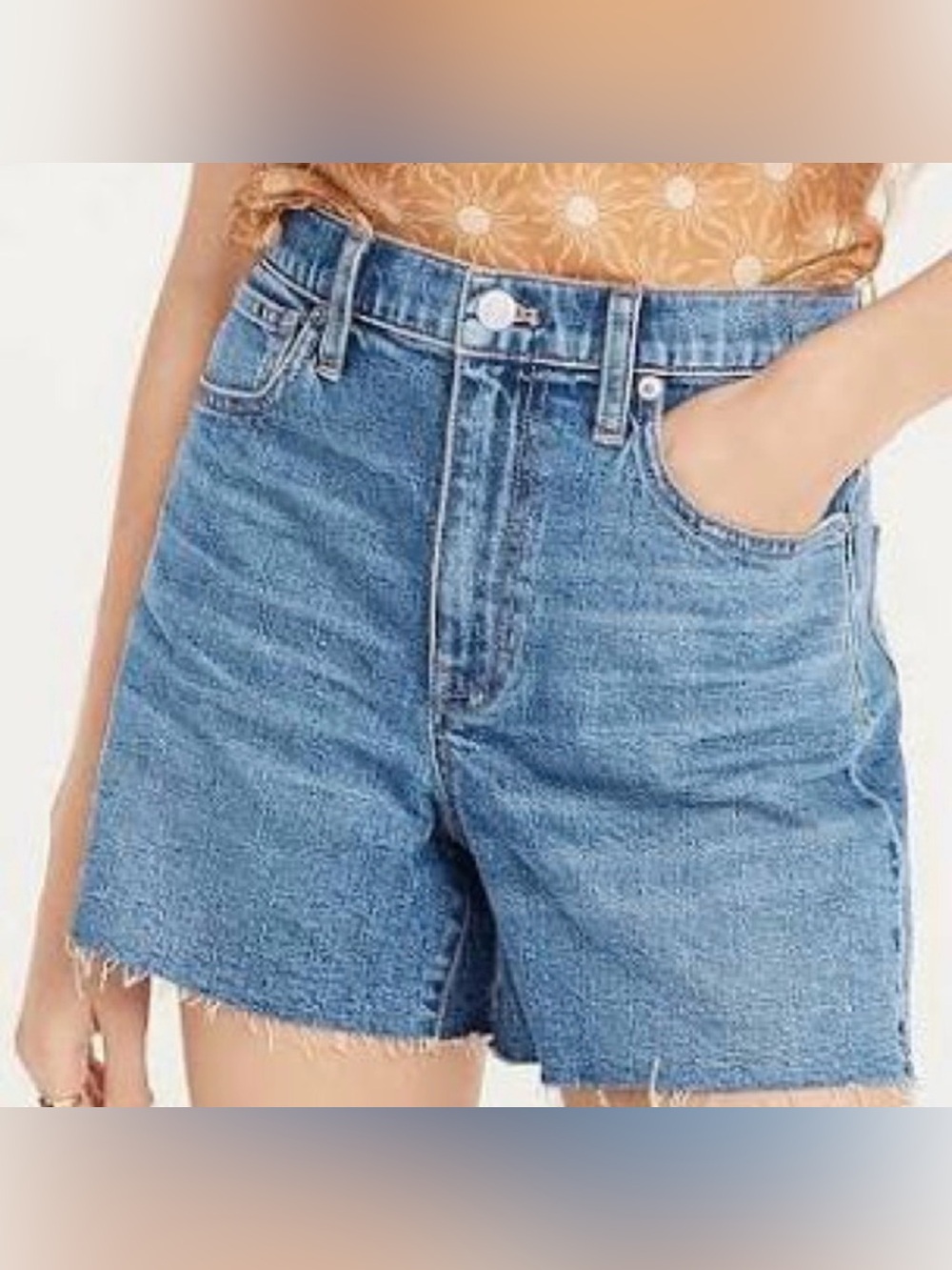 High-rise denim short in Juniper wash